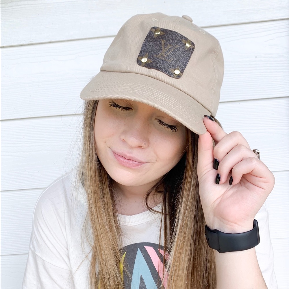 Uptown Cap-tan